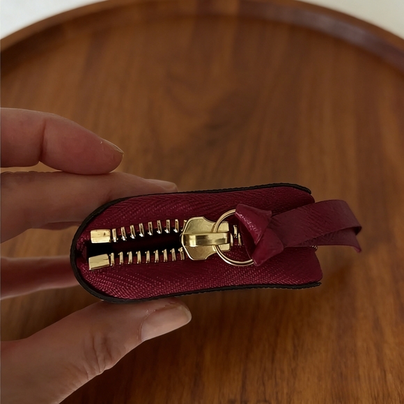 Louis Vuitton Multicarte Zip Wallet - Picture 2 of 5